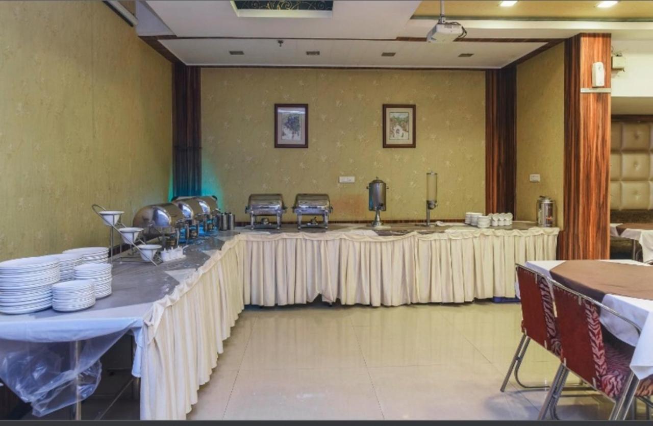 Hotel Siddharth Palace Jaipur Bagian luar foto